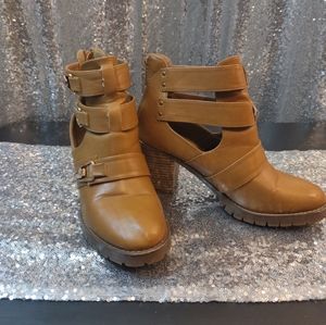 Women's boots